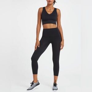 Look at Me Now Seamless Cropped Leggings
